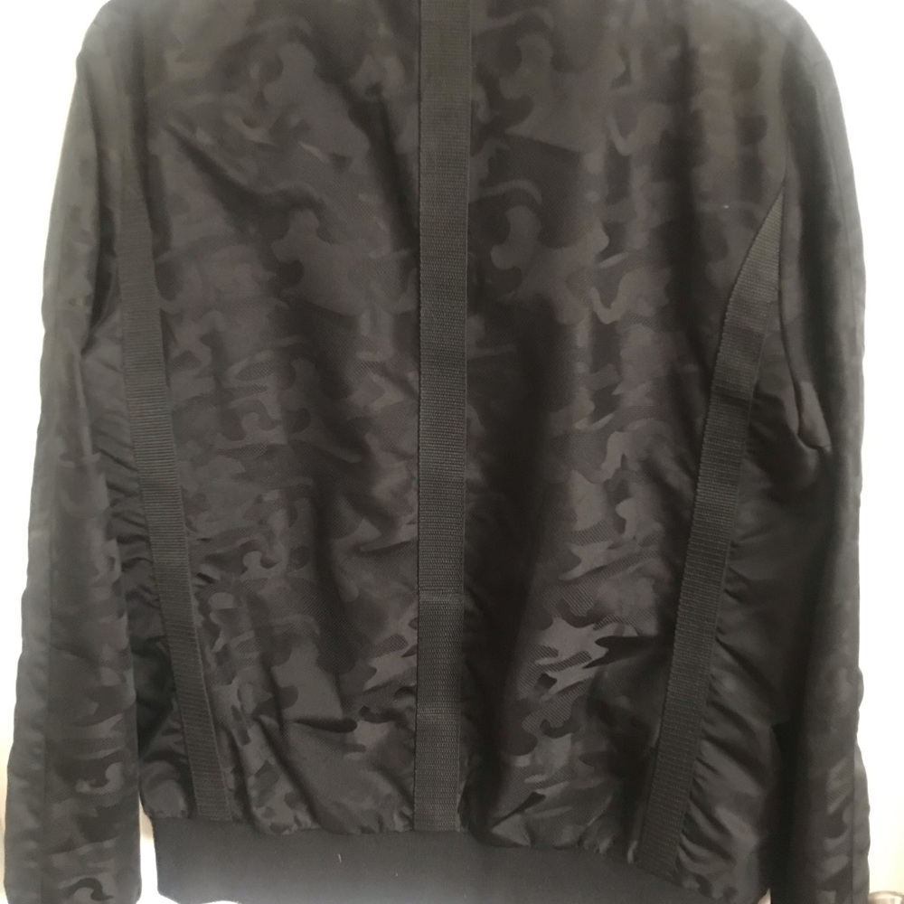 Jacket - Picture 2 of 5